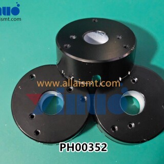 PH00352-KRYSKA-MARK.-KAMERY-COVER-4
