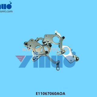 E11067060AOA-JUKI-feeder-gear-holder-4