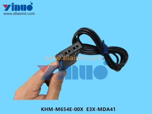 KHM M654E 00X E3X MDA41 AMP SENSOR