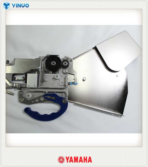 KW1 M1300 000 YAMAHA pick and place machine feeder (1)