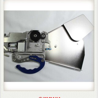 KW1-M1300-000-YAMAHA-pick-and-place-machine-feeder-1