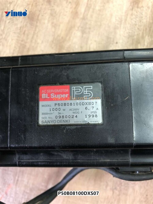 P50B08100DXS07 AC Servo Motor (2)