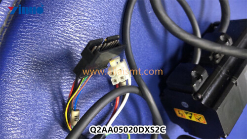 Q2AA05020DXS2C Servo motor (2)
