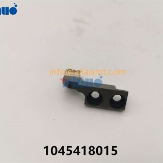 1045418015-3
