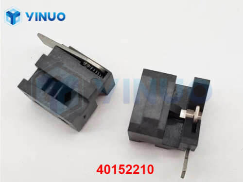 40152210 RIGHT CLIP ASSY (2)