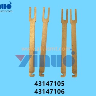 43147105-43147106-Universal-AI-BLADECENTERING-2