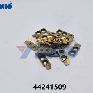 44241509-INSIDE-FORMER-L-3