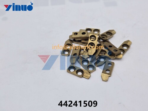 44241509-INSIDE-FORMER-L-4.jpg