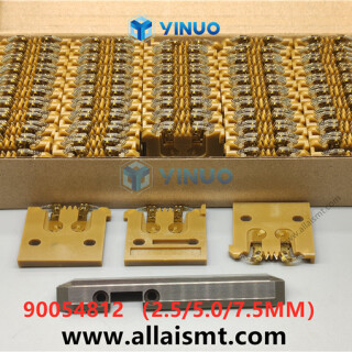 90054812-Carrier-Clip-Assembly-small-Triple-Span-2.5-5.0-7-1