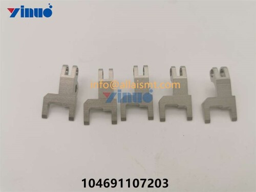 CHUCK 104691107203 (1)