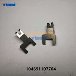 CHUCK-104691107704-4