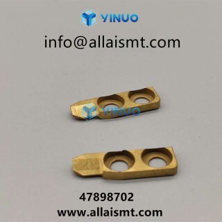 FORMER-R-INSIDE-47898702-3