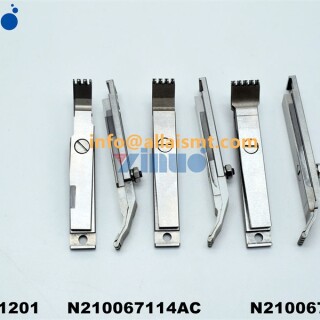 INSERTION-CHUCK-X01A41201-N210067114AC-N210067114AB-9