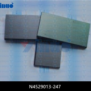 N4529013-247