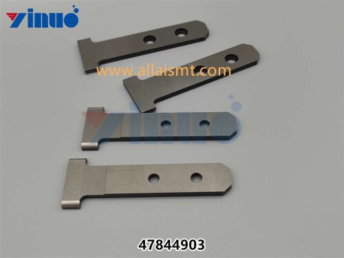 PN 47844903 GUIDE, CHAIN CLIP (2)