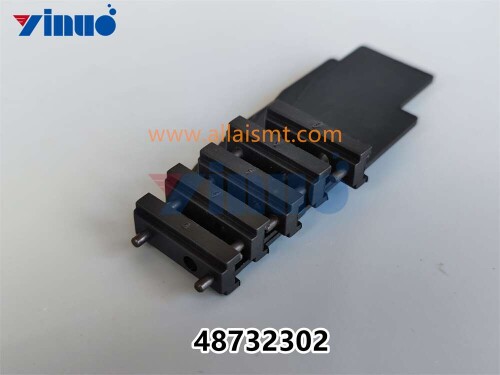 PN 48732302 FLAG, MOLDED (2)