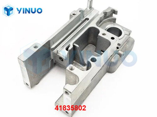 UIC 41835802 HOUSING (2)