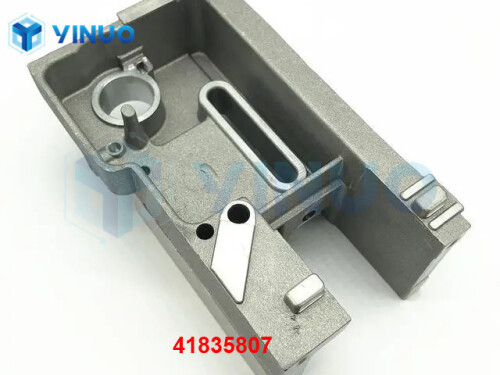 UIC 41835807 HOUSING (4)