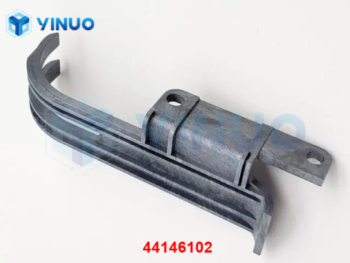 UIC 44146102 CHUTE (2)