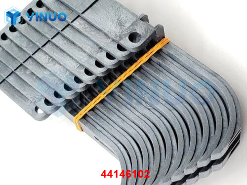 UIC 44146102 CHUTE (3)