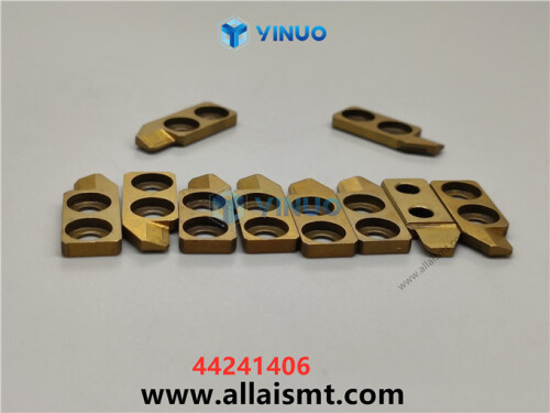 UIC 44241406 FORMER INSIDE R (1)