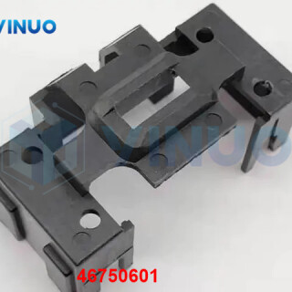 UIC-46750601-COVER-CLINCH-OFF-6