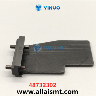 UIC-48732302-flag-molded-3