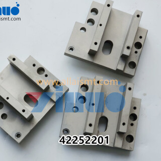 UNIVERSAL-AI-42252201-HOUSING-1