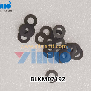 UNIVERSAL-AI-BLKM07192-WSHRTHR.520-I-3