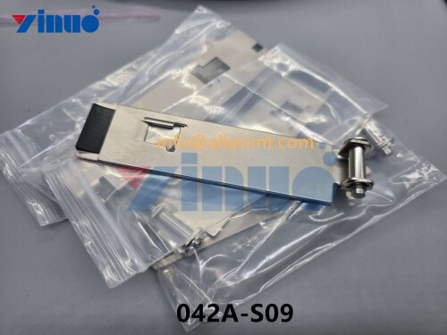 Universal 042A S09 16MM TAPE WINDOW (1)