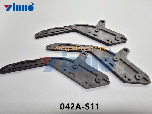 Universal 042A S11 16MM OUTSIDE TAPE RAIL (2)