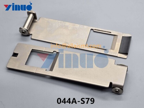 Universal 044A S79 32MM TAPE WINDOW ASSY (1)