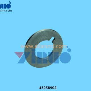 Universal-AI-43258902-SPACER-1