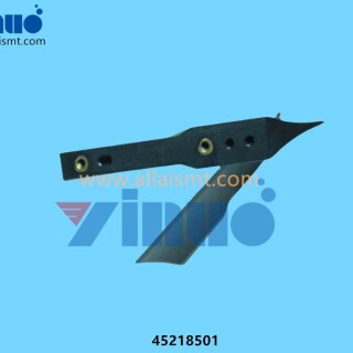 Universal-AI-45218501-SPREADER-4