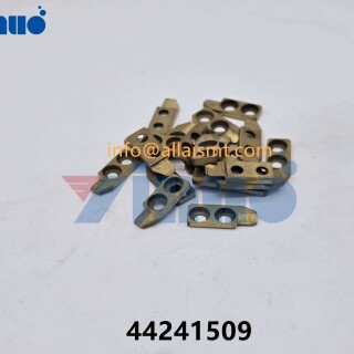 44241509-INSIDE-FORMER-L-2