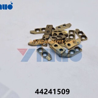 44241509-INSIDE-FORMER-L-7