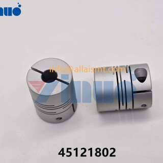 Universal-45121802-6